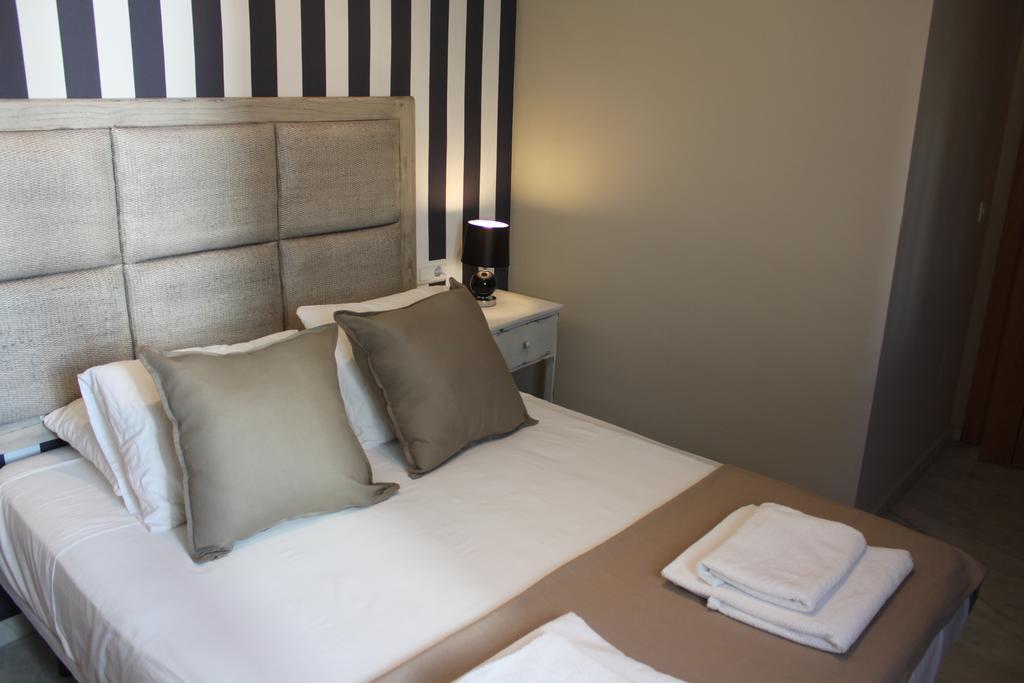 Ab Dominicum Apartamentos Malaga Room photo